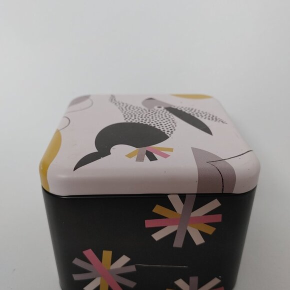 FUN 2018 Fossil Watch Tin Rabbit Hare Running EMPTY - Picture 4 of 7